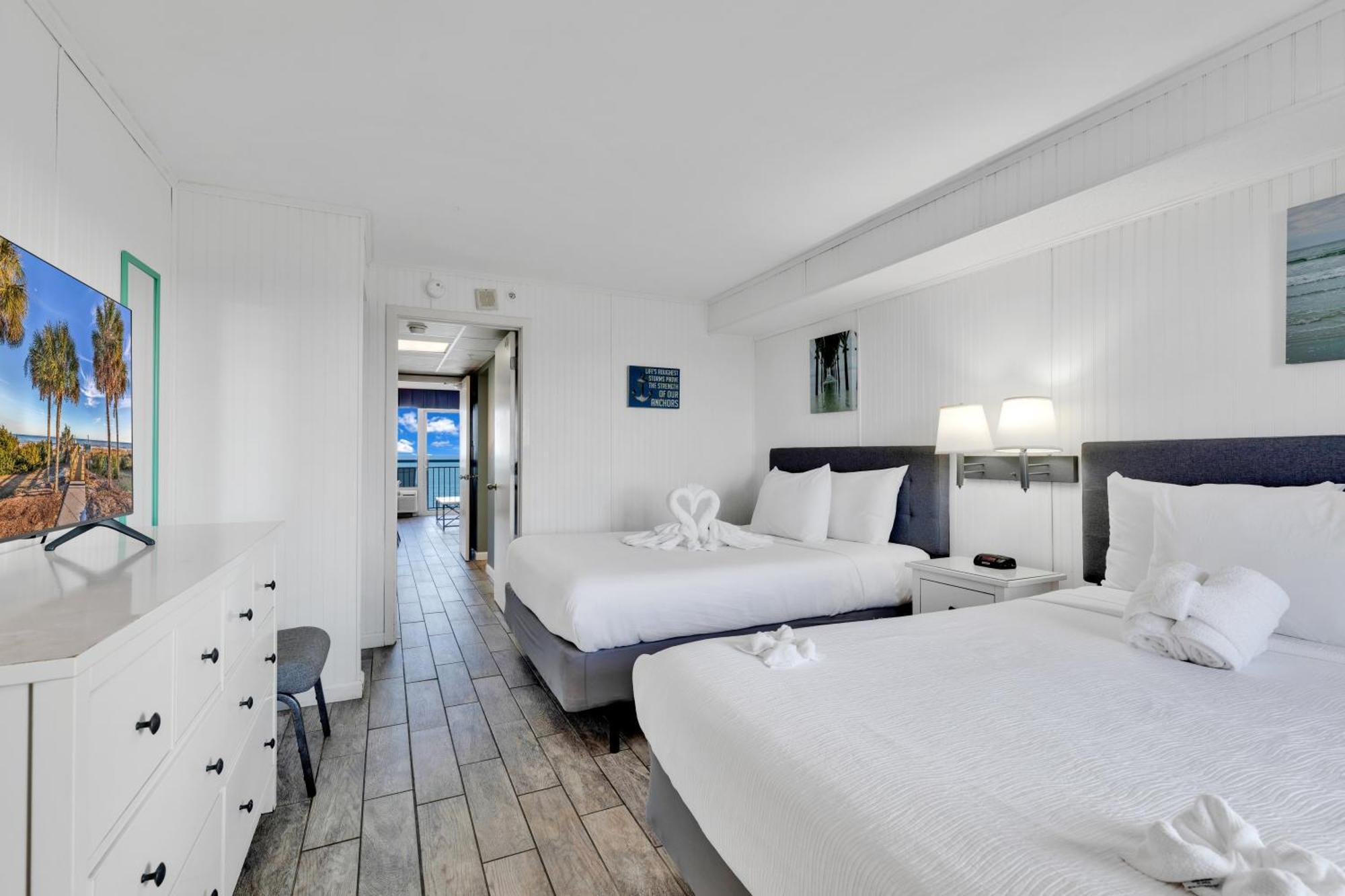 Hosteeva Boardwalk Ocean-Front Condo Миртл-Бич Экстерьер фото